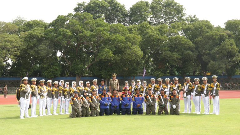 Korsik Gita Pamong Praja Kab. Karanganyar Mengiringi Upacara HUT Satpol PP Ke 74, Linmas Ke 62, Dan Damkar Ke 105 di Lap. Sriwedari Solo